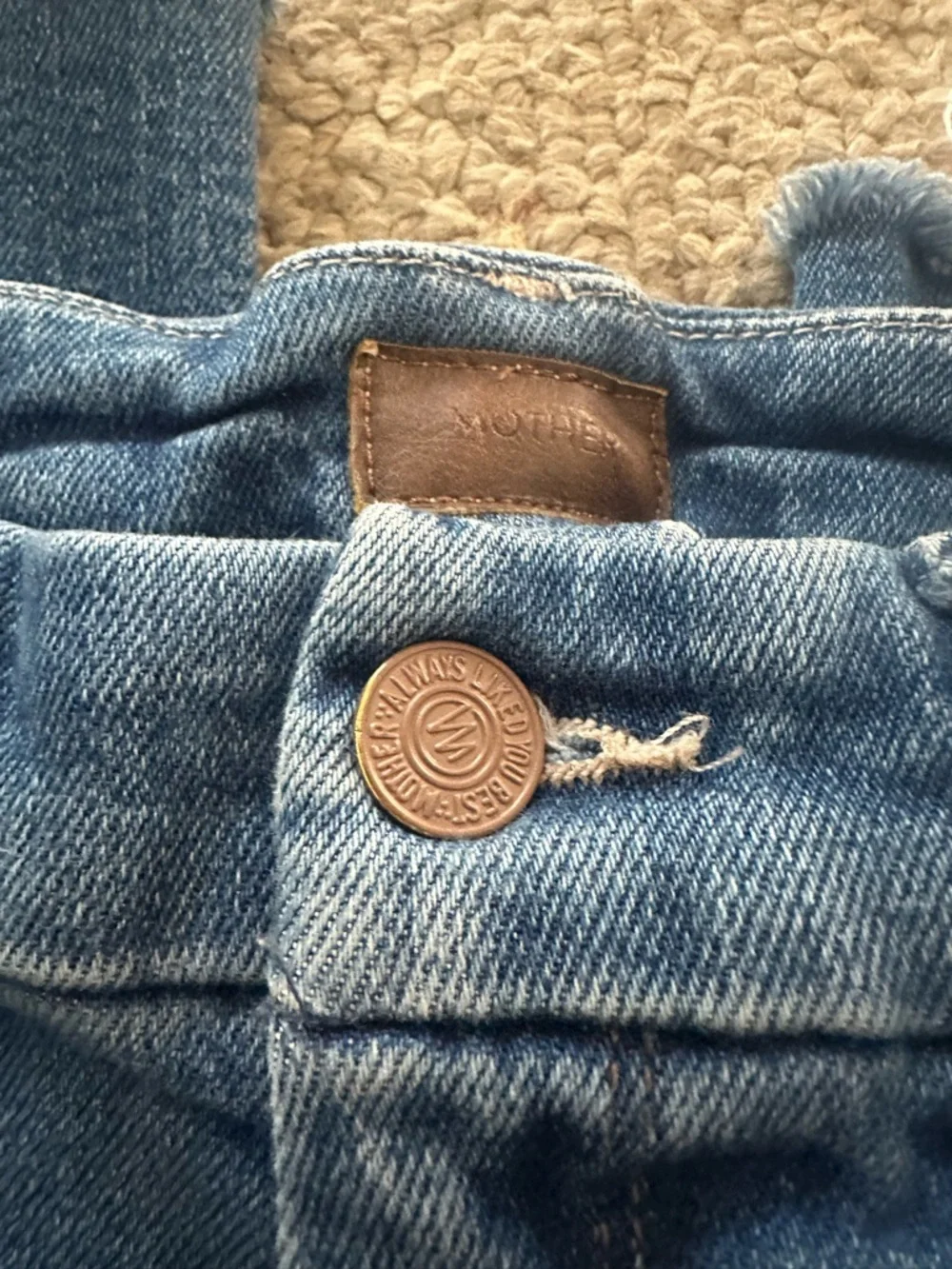 Mother Jeans The Roller Fray - Picture 4 of 7